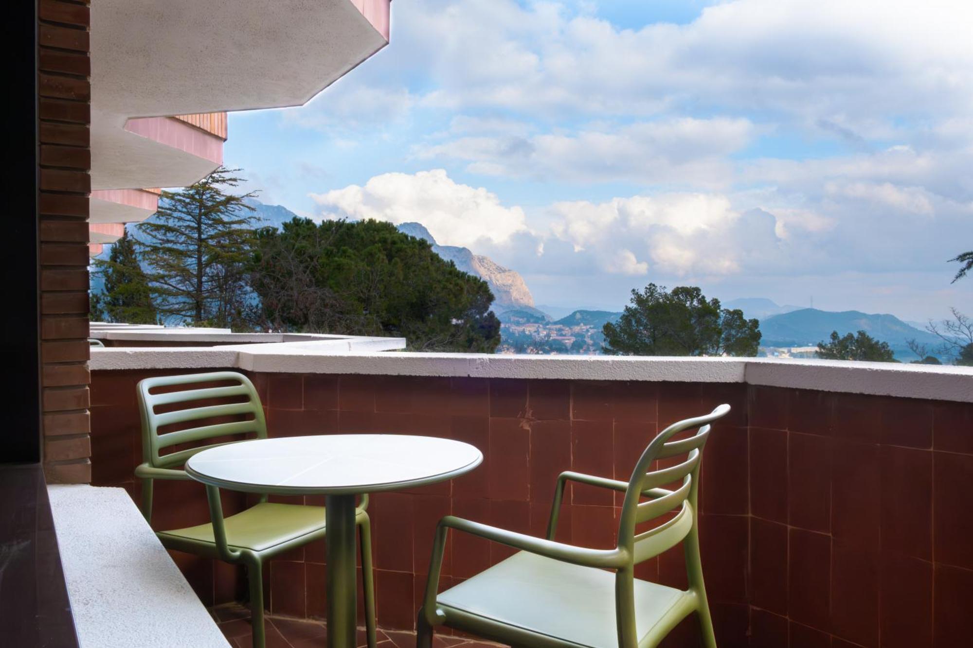 Checkin Montserrat Collbato Exterior photo